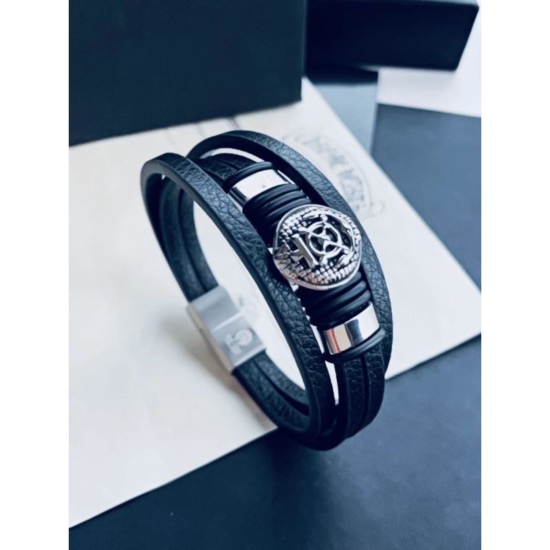 Ch**me He**ts bracelets